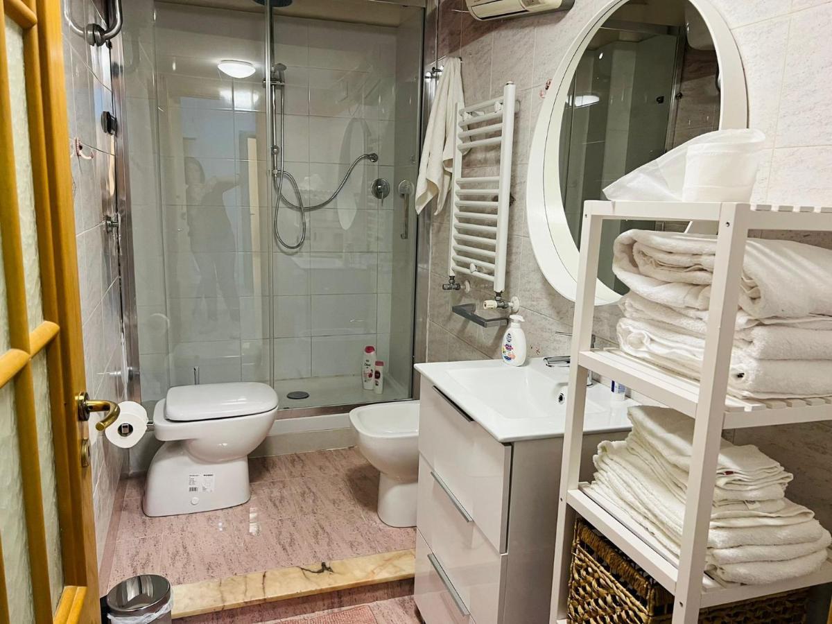 Casa Mires Apartment Наполи Екстериор снимка